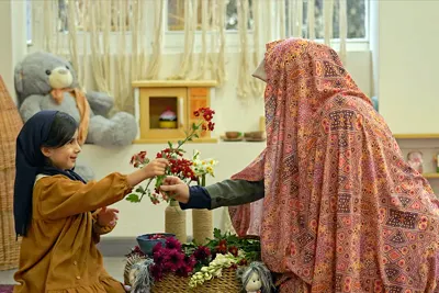 سایه مادر